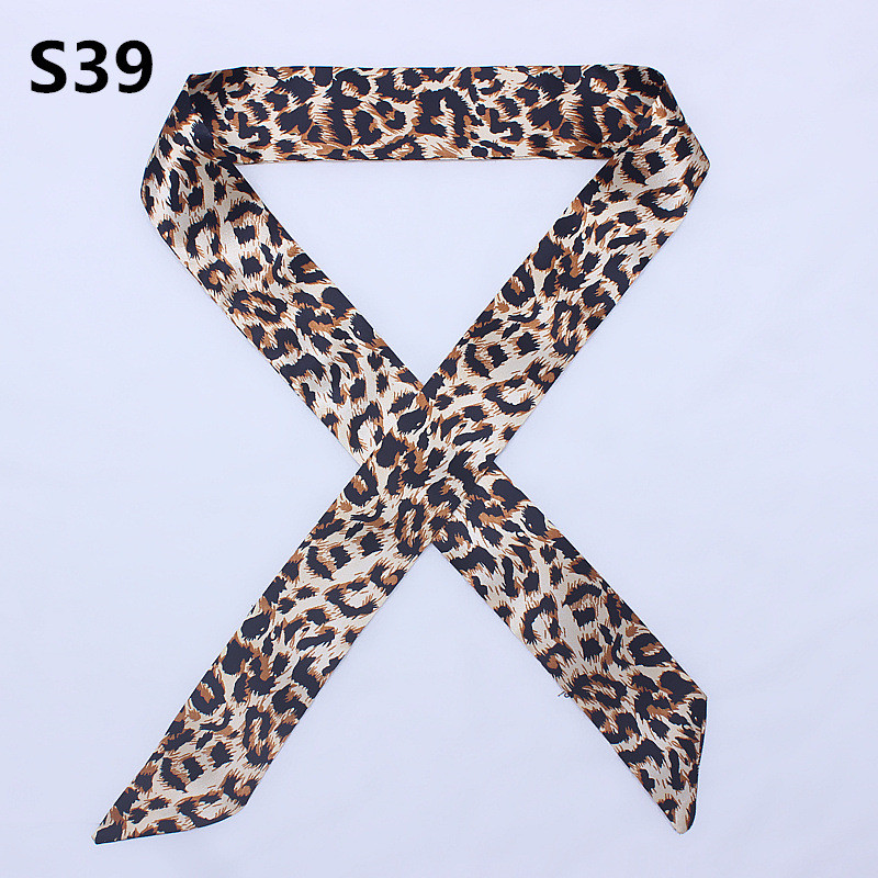 47 couleurs marque Bandana pet - Scarf Silk Square avis et prix
