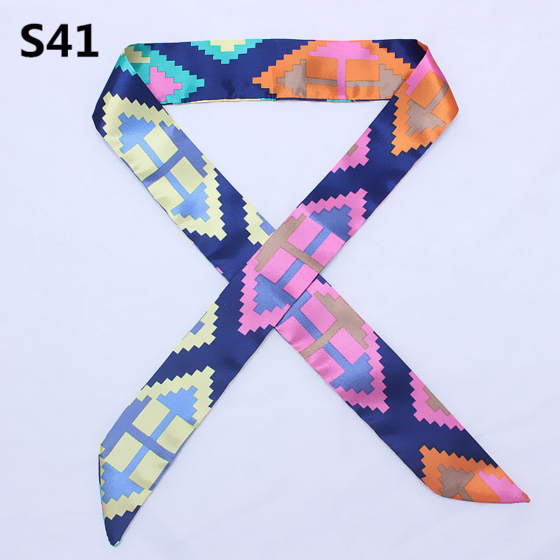 47 couleurs marque Bandana pet - Scarf Silk Square avis et prix